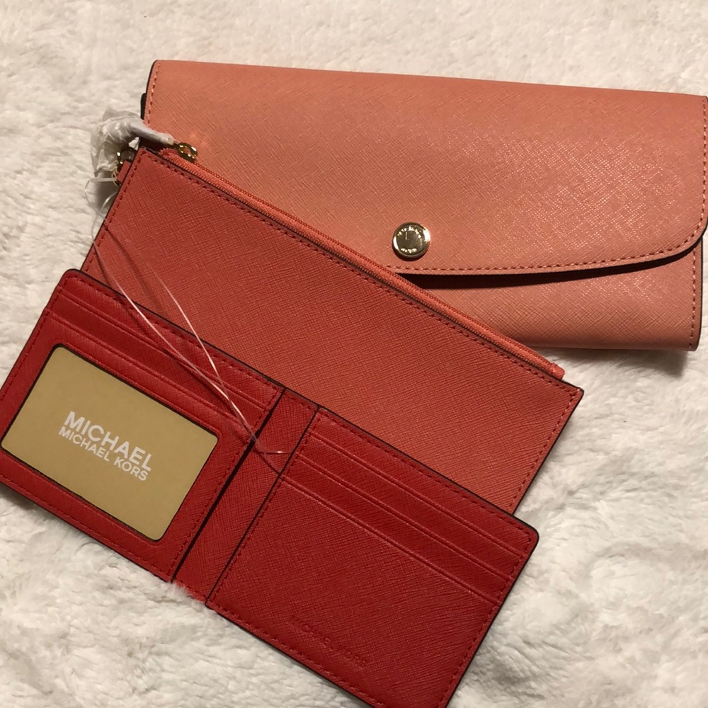 Michael Kors JULIANA Large Leather Flap Wallet